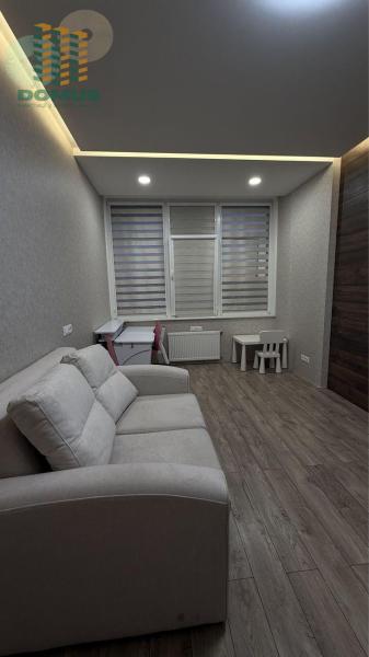 Продам 2-кімнатну квартиру, ЖК «Тридцять сьома перлина»