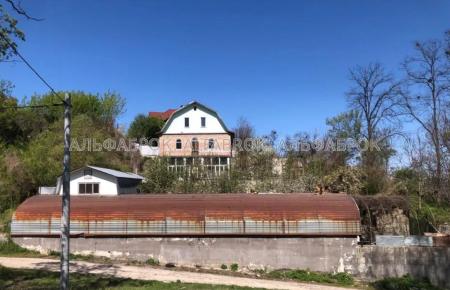 Продам участок под застройку частного дома