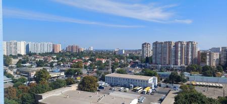 Продам 3-комнатную квартиру в новостройке, ЖК «Скай Сити»