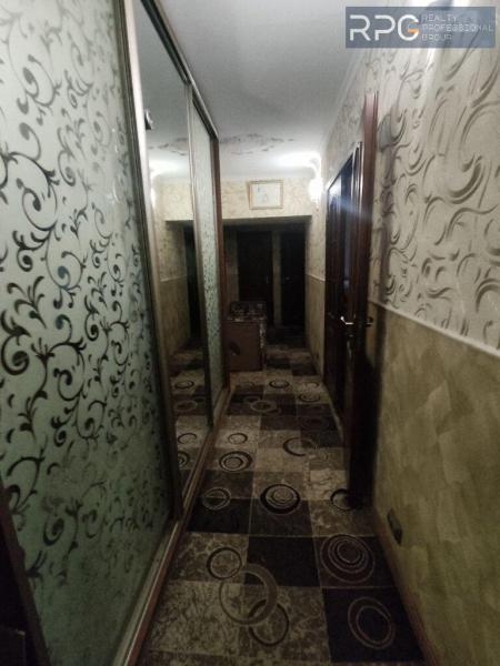 Продам 4-кімнатну квартиру