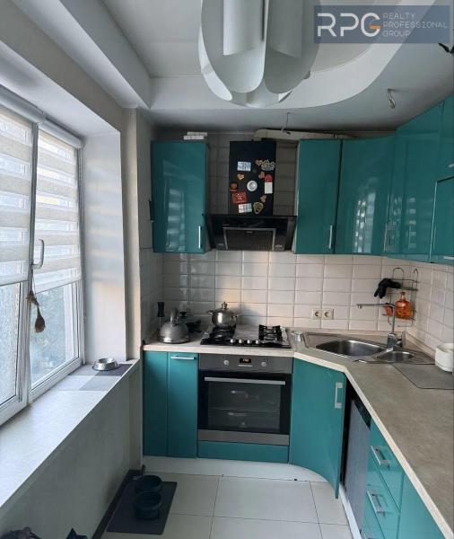 Продам 3-кімнатну квартиру