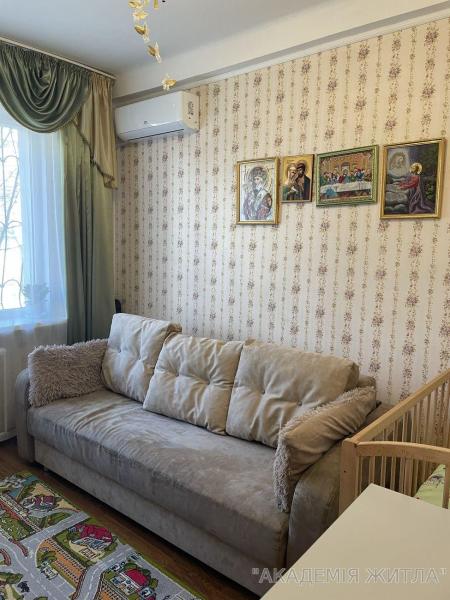 Продам 2-комнатную квартиру