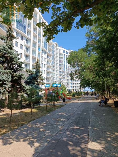 Продам 3-кімнатну квартиру, ЖК «Санторіні»