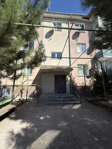 Продам 3-кімнатну квартиру в новобудові