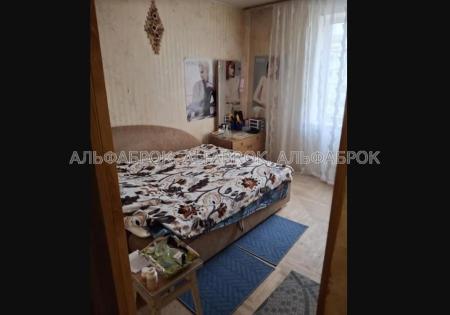 Продам 3-комнатную квартиру