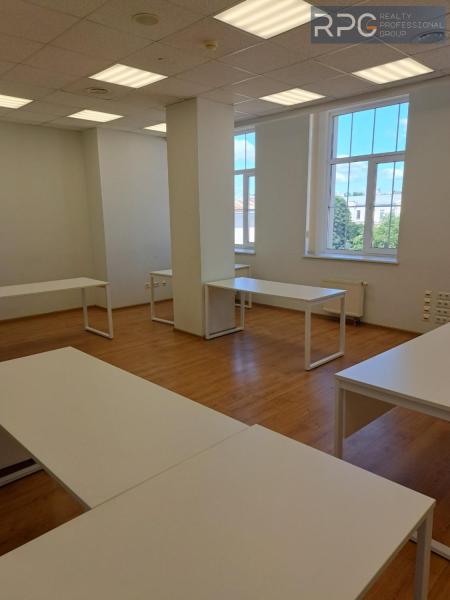 Здам офіс в офісному центрі