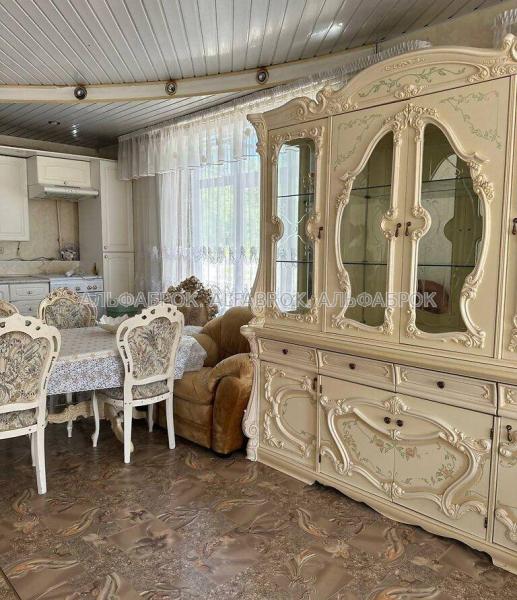 Продам 2-этажный дом