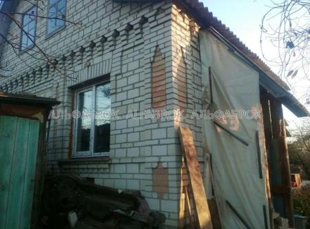 Продам 2-поверховий будинок