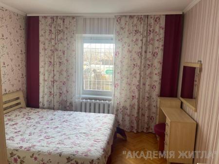 Продам 3-комнатную квартиру