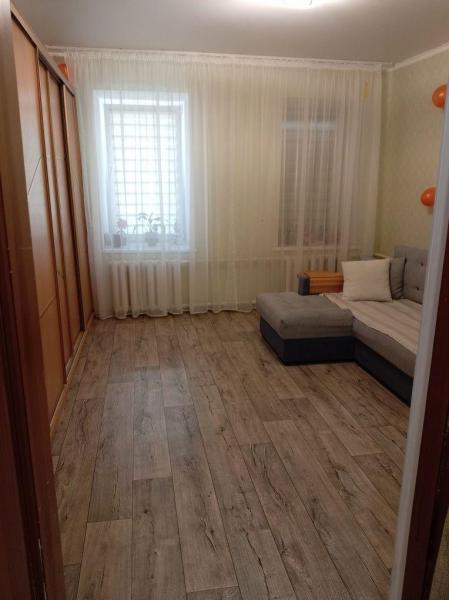 Продам 2-комнатную квартиру