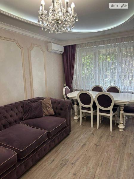Продам 3-кімнатну квартиру