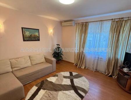 Продам 2-кімнатну квартиру