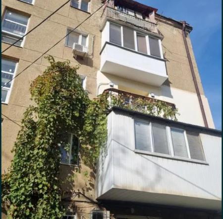 Продам 2-кімнатну квартиру