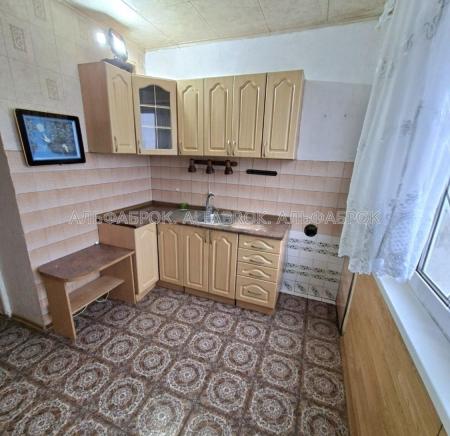 Продам 3-комнатную квартиру