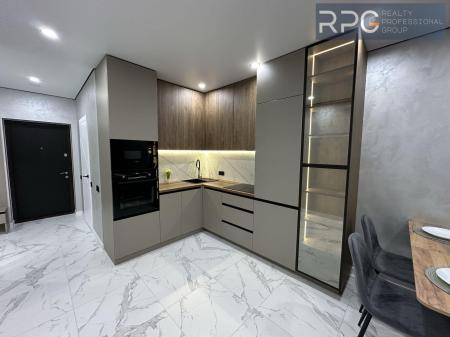 Продам 2-кімнатну квартиру, ЖК Варшавський 2