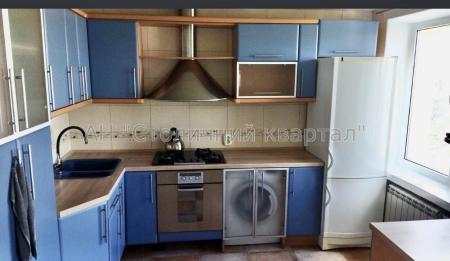 Продам 4-комнатную квартиру