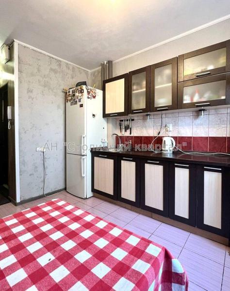 Продам 3-кімнатну квартиру