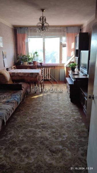 Продам 2-кімнатну квартиру