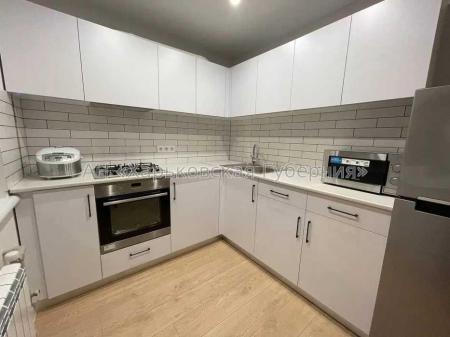 Продам 2-комнатную квартиру