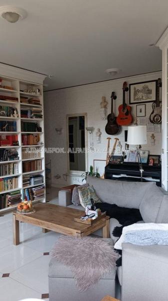 Продам квартиру-студію