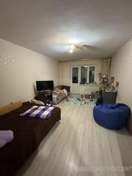 Продам 1-комнатную квартиру