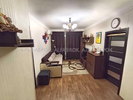 Продам 2-кімнатну квартиру