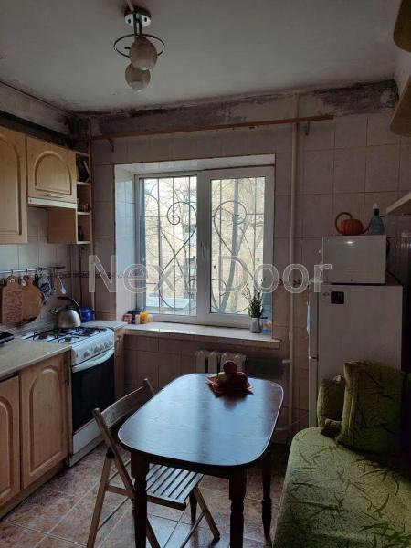 Продам 2-кімнатну квартиру