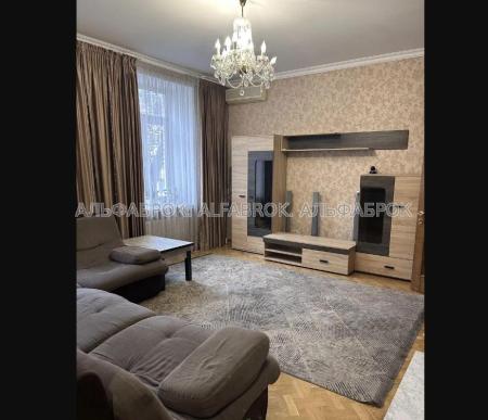 Продам 3-комнатную квартиру