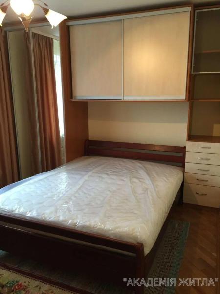 Сдам 3-комнатную квартиру