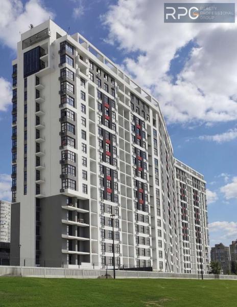 Продам 4-кімнатну квартиру в новобудові, ЖК Русанівська Гавань