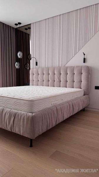 Продам 2-комнатную квартиру в новостройке, ЖК Файна Таун