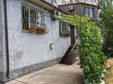 Продам 2-комнатную квартиру