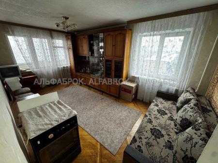 Продам 3-кімнатну квартиру