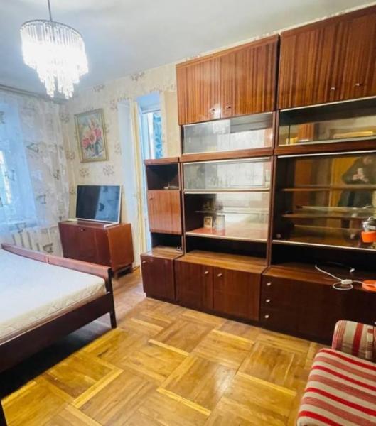 Продам 2-комнатную квартиру