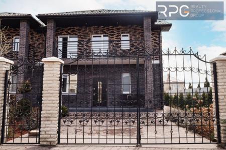 Продам 2-поверховий таунхаус