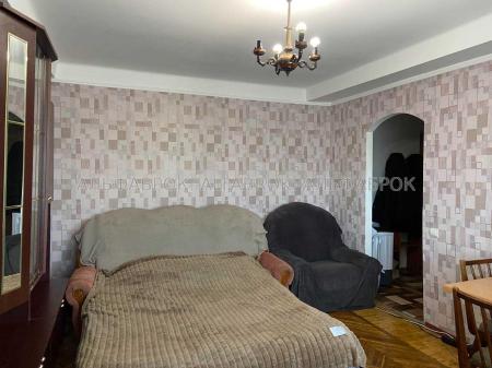 Продам 1-комнатную квартиру