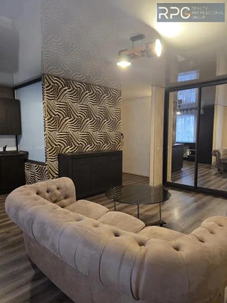 Продам 2-кімнатну квартиру