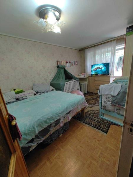 Продам 2-комнатную квартиру