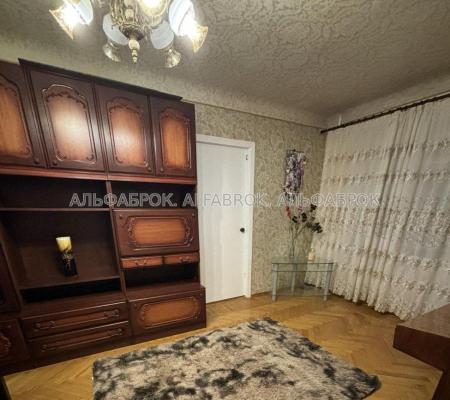 Продам 2-комнатную квартиру