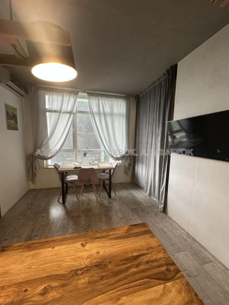 Продам 3-комнатную квартиру