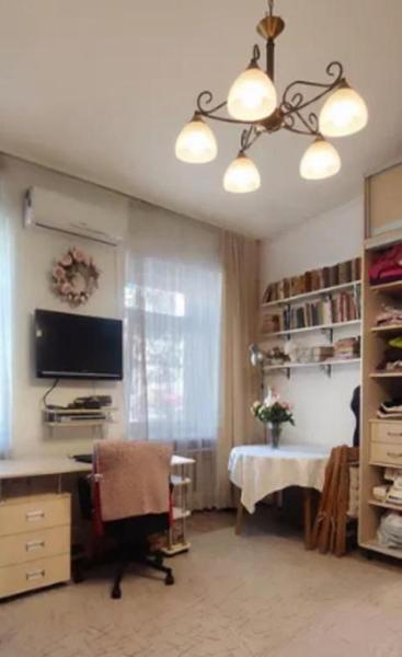 Продам 2-комнатную квартиру