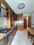 Продам 3-кімнатну квартиру, 64.40 м², капітальний ремонт