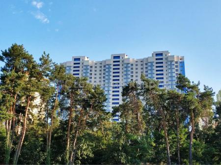 Продам 3-комнатную квартиру, ЖК Парковые озера