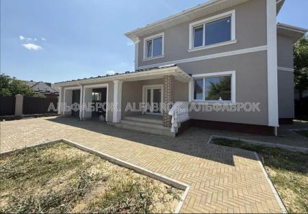 Продам 2-этажный дом