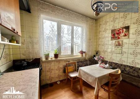 Продам 3-кімнатну квартиру