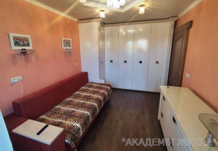 Продам 1-комнатную квартиру