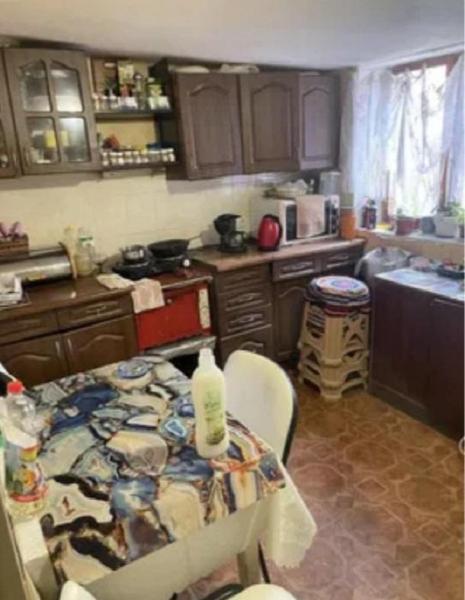 Продам частина будинку