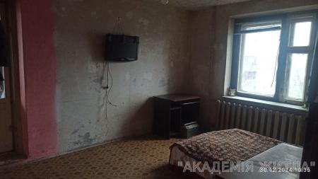 Продам 4-комнатную квартиру