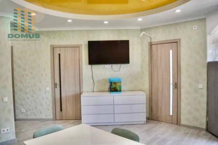 Продам 2-кімнатну квартиру, ЖК «Дмитрієвський»