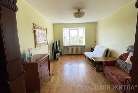 Продам 3-комнатную квартиру